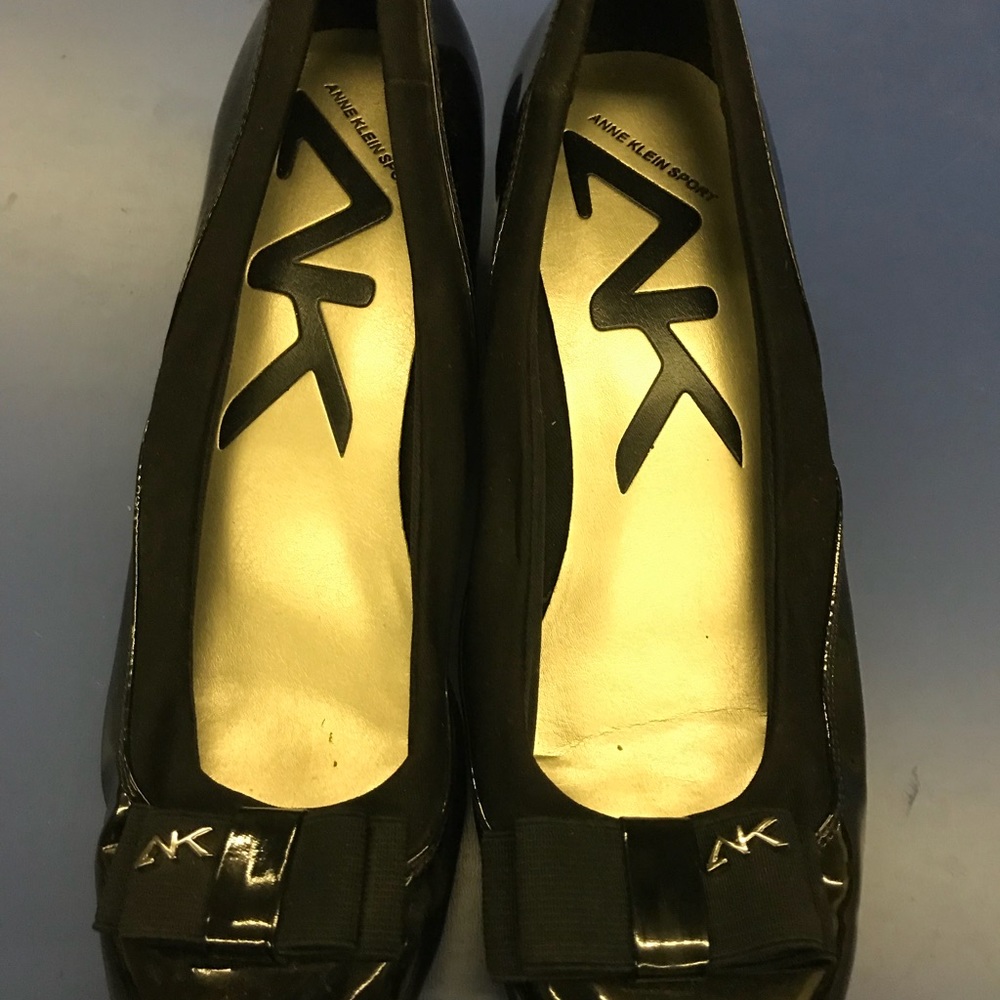 Wedge shoes